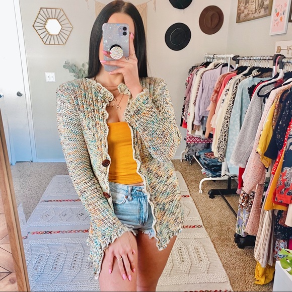 BCBGMaxAzria Sweaters - BCBGMaxAzria Confetti Knit Cardigan